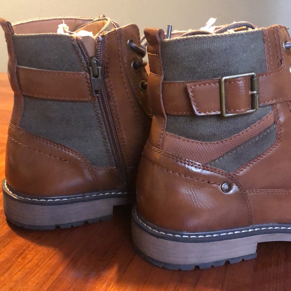Men’s Steve Madden Boots - Picture 6 of 6
